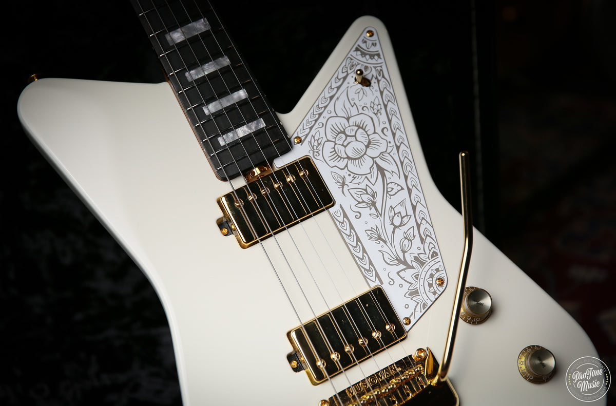 Ernie Ball Music Man Mariposa Imperial White