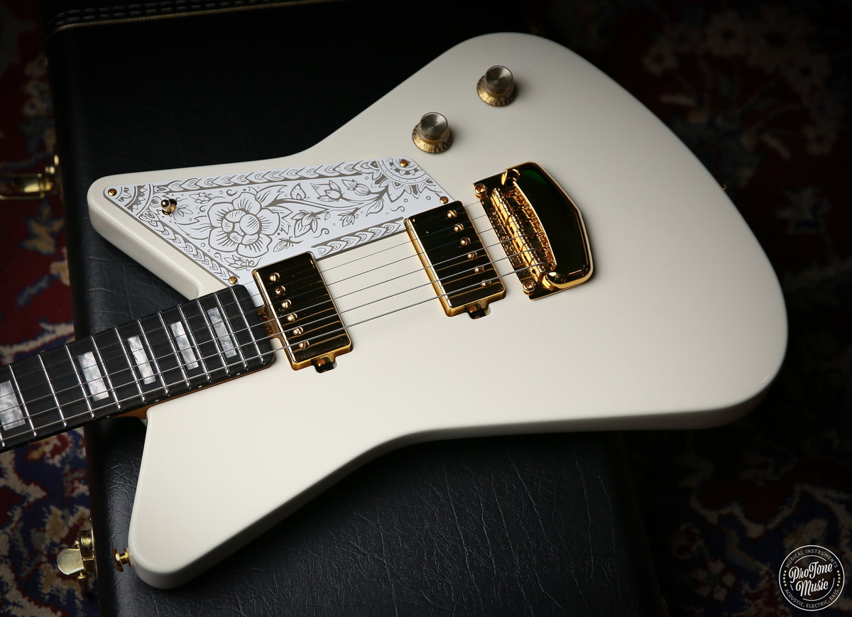 Ernie Ball Music Man Mariposa Imperial White