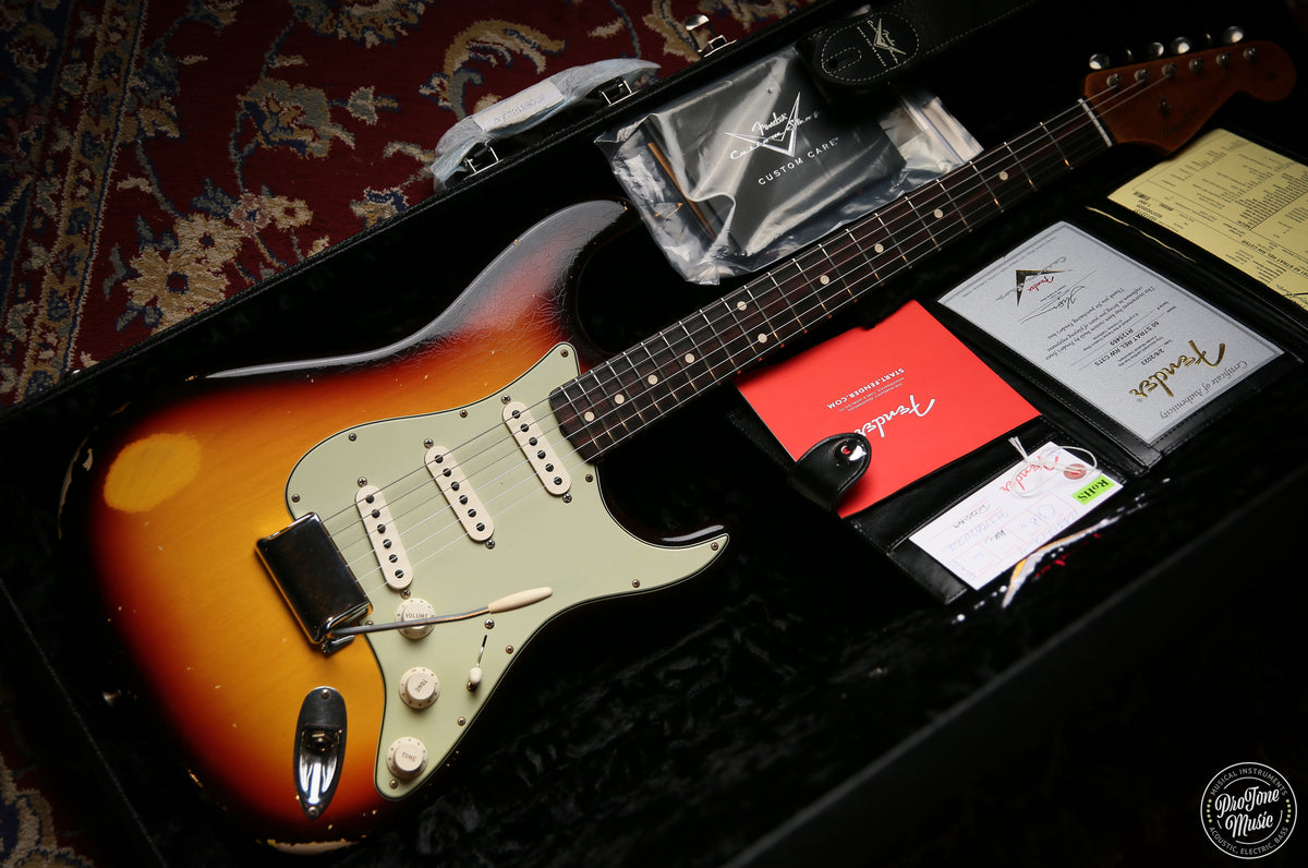 2023 Fender USA Custom Shop 60's Relic Stratocaster Chocolate 3 Tone Sunburst