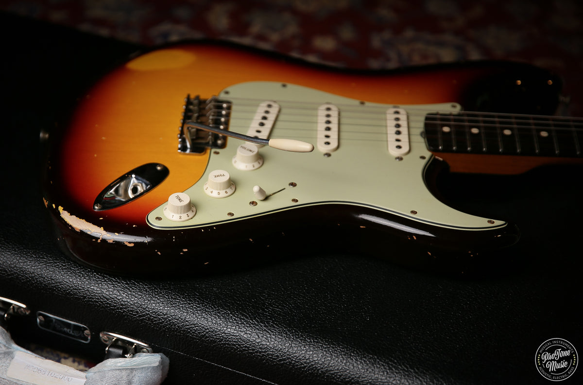 2023 Fender USA Custom Shop 60's Relic Stratocaster Chocolate 3 Tone Sunburst