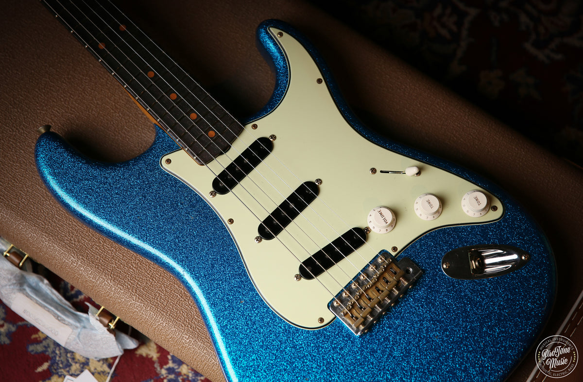 Fender USA Custom Shop 62 Flamethrower Stratocaster Relic Blue Sparkle