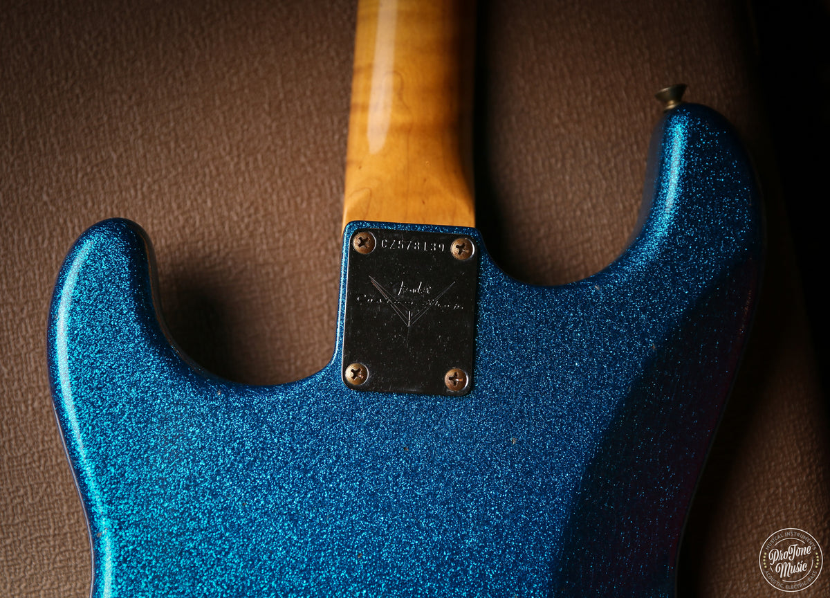 Fender USA Custom Shop 62 Flamethrower Stratocaster Relic Blue Sparkle