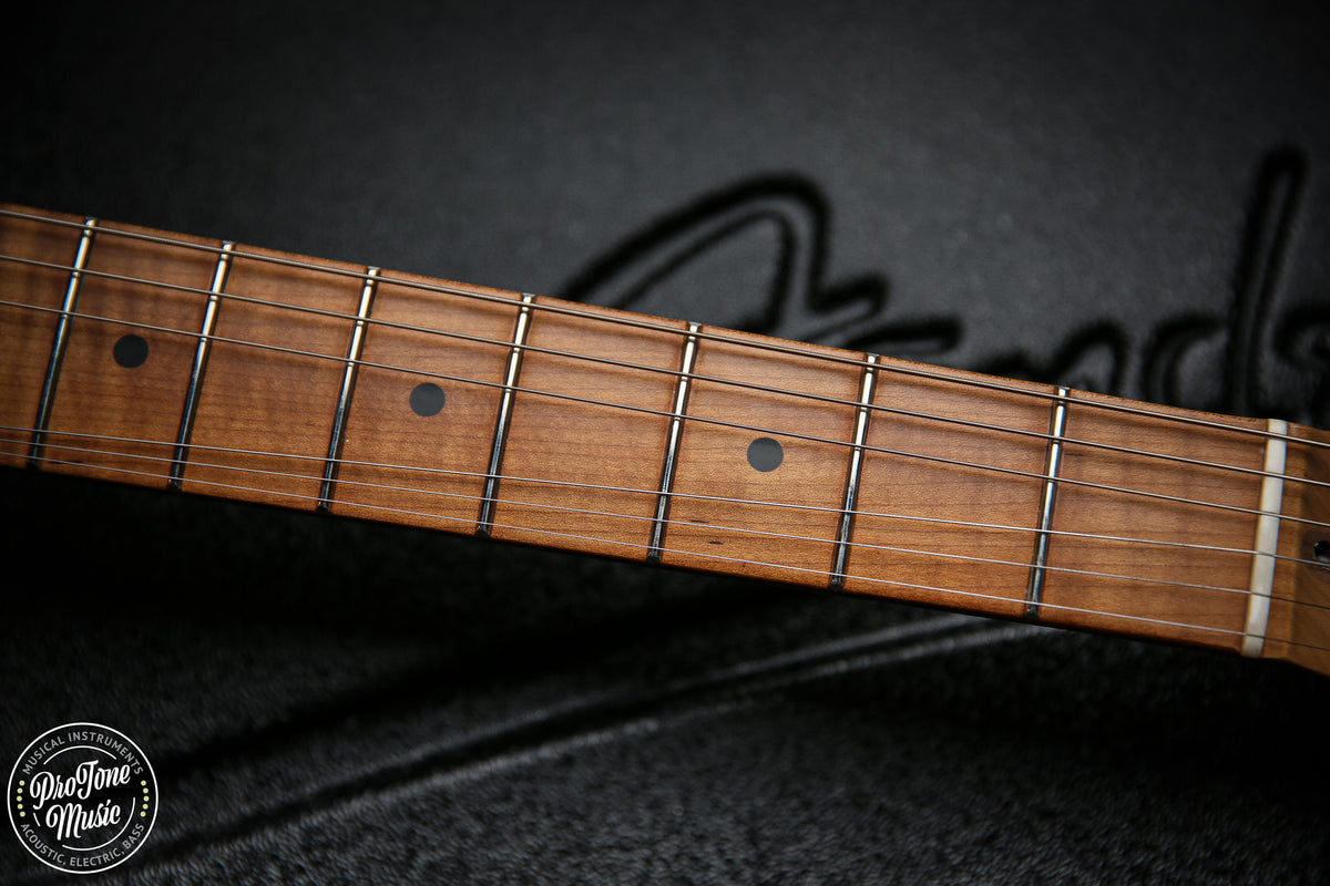 Fender American Professional II Stratocaster HSS Hardtail Gold Knight