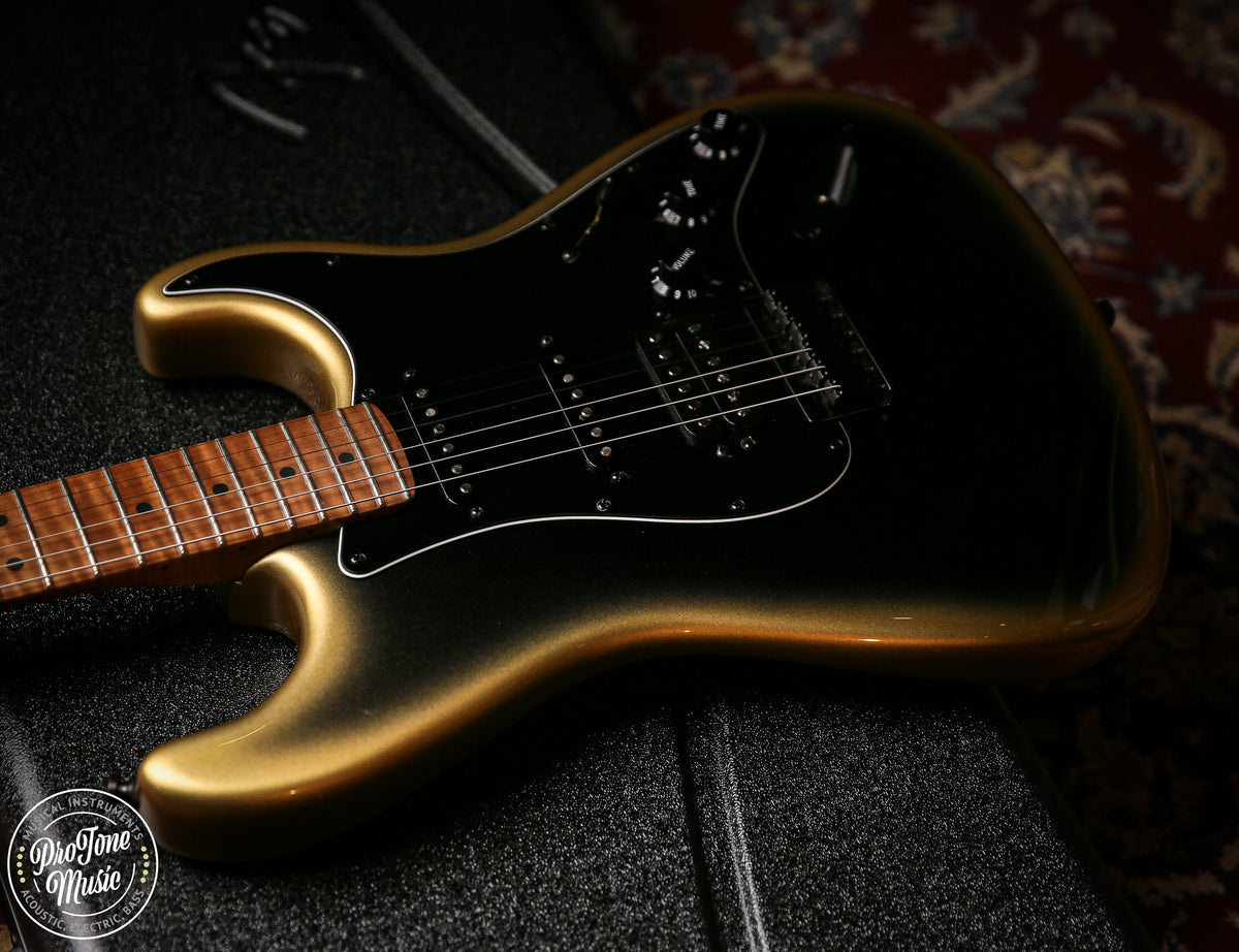 Fender American Professional II Stratocaster HSS Hardtail Gold Knight