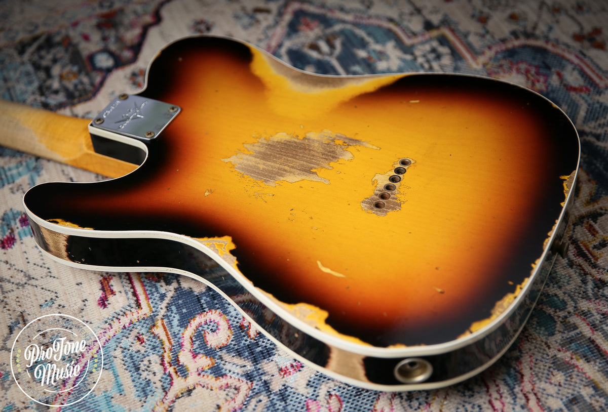 2022 Fender Custom Shop 65' Tele Custom Heavy Relic 3 Tone Sunburst