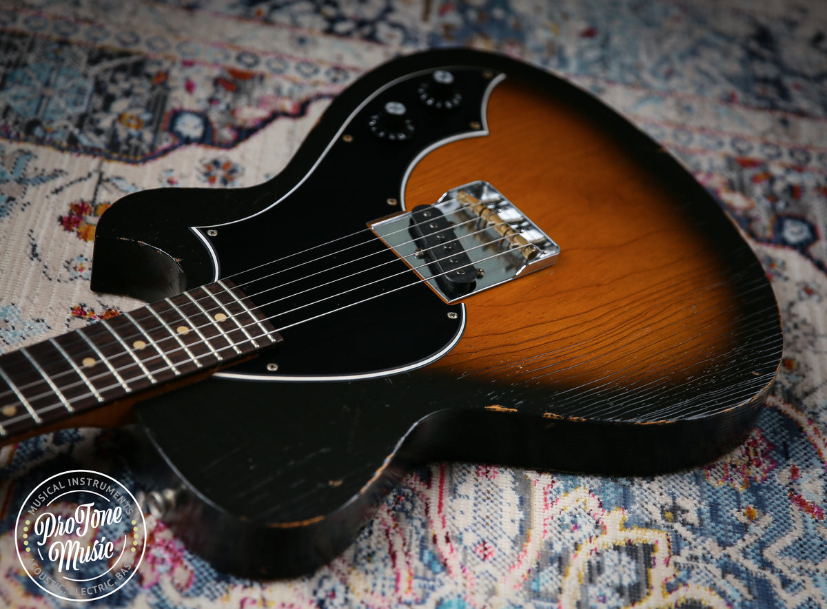 Novo Solus F1 Sunburst 2 Tone Sunburst