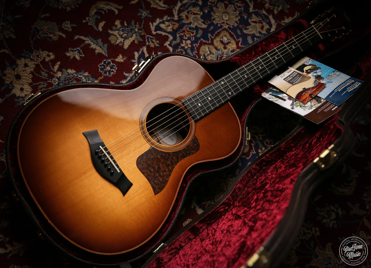 Taylor USA 712e 12 Fret with ES2