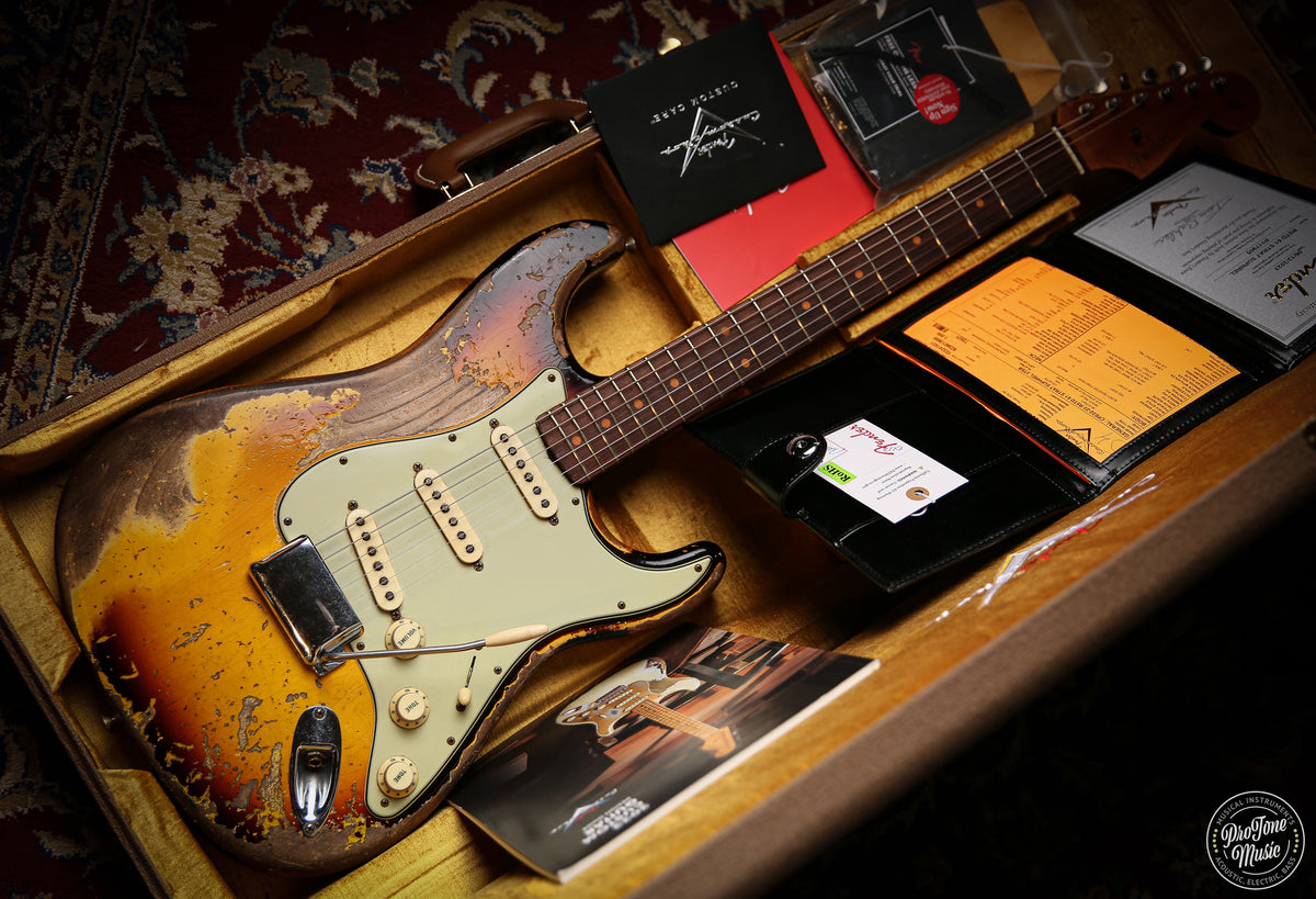 Fender Custom Shop Roasted 61' Stratocaster Super Heavy Relic 3 Tone Sunburst