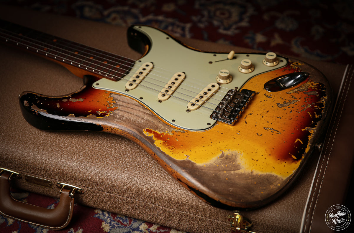 Fender Custom Shop Roasted 61' Stratocaster Super Heavy Relic 3 Tone Sunburst