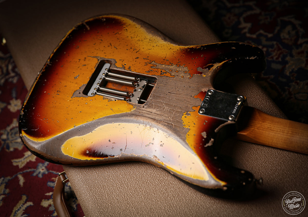 Fender Custom Shop Roasted 61' Stratocaster Super Heavy Relic 3 Tone Sunburst
