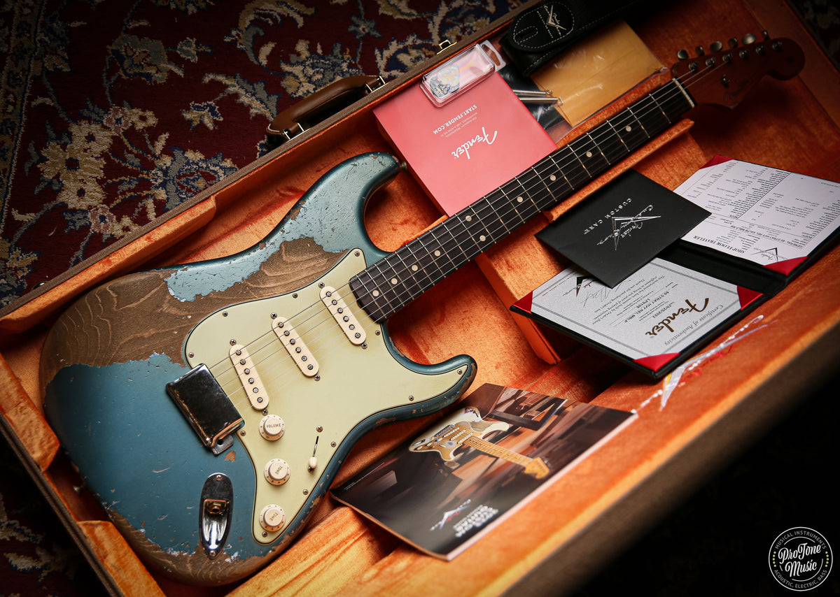 Fender Custom Shop 60' Stratocaster Masterbuilt Levi Perry Heavy Relic Lake Placid Blue