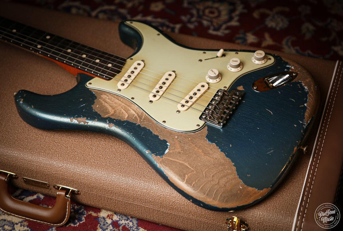 Fender Custom Shop 60' Stratocaster Masterbuilt Levi Perry Heavy Relic Lake Placid Blue