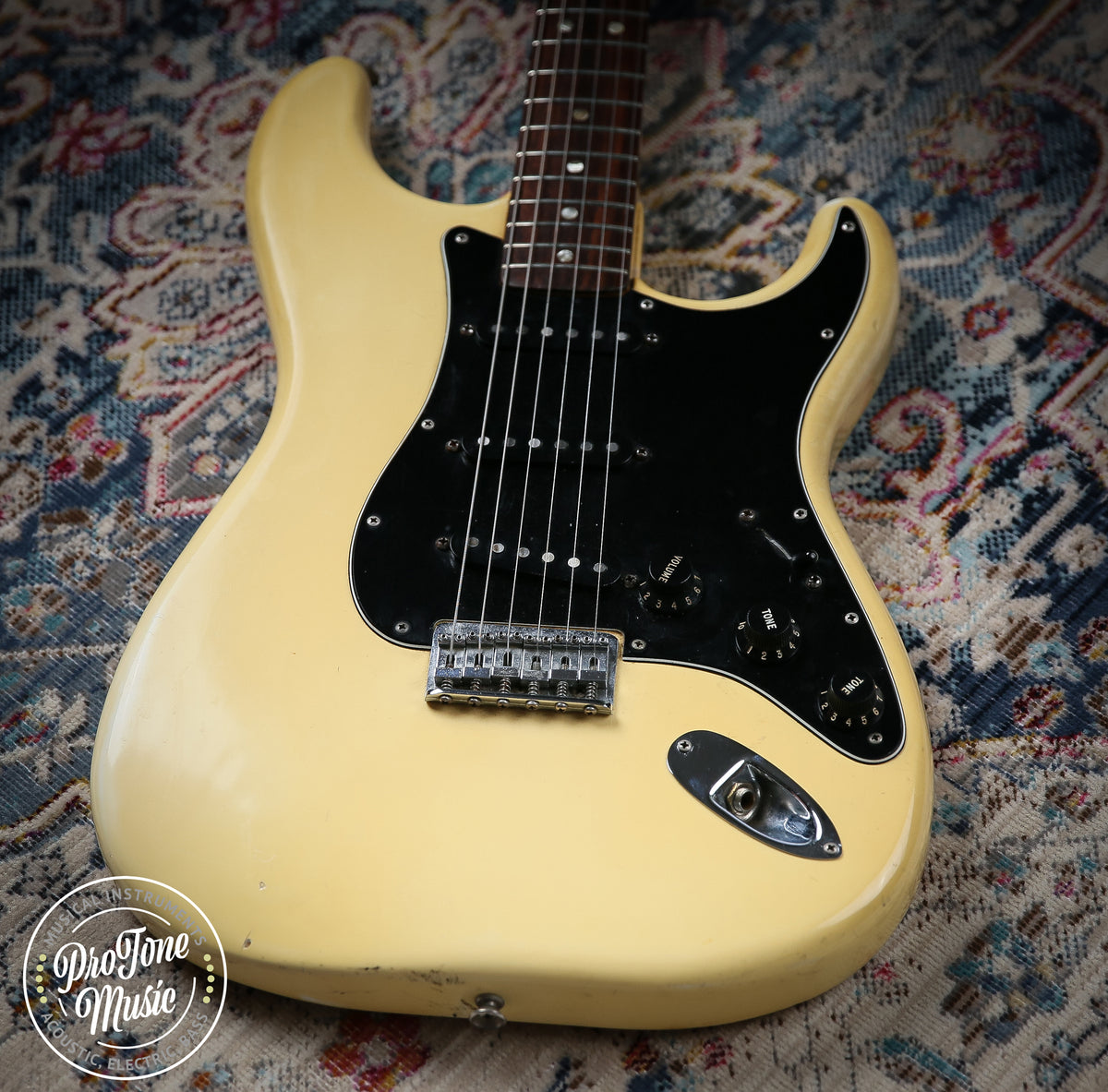1977 Fender USA Stratocaster Hardtail White