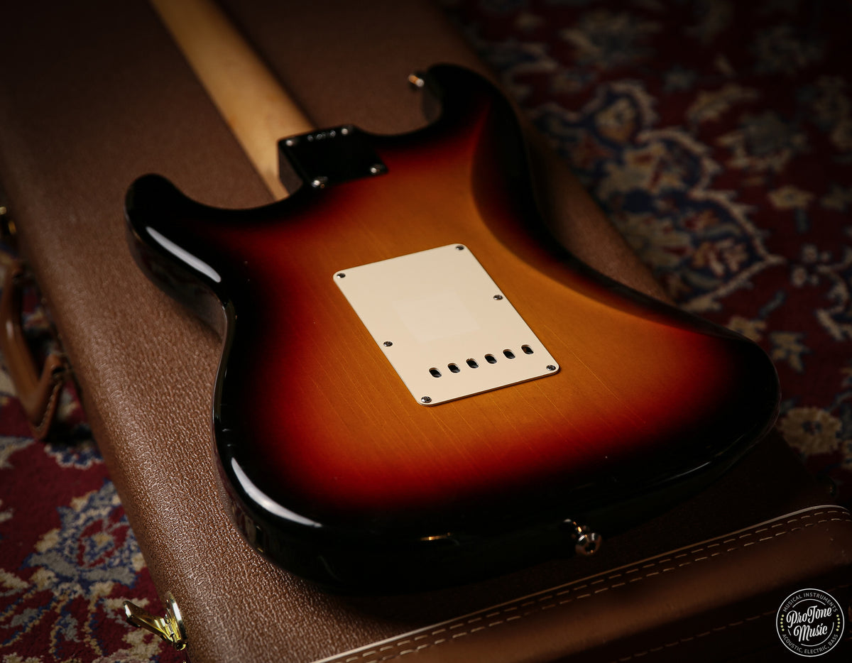 2003 Fender USA Custom Shop 1960 NOS Stratocaster 3 Tone Sunburst