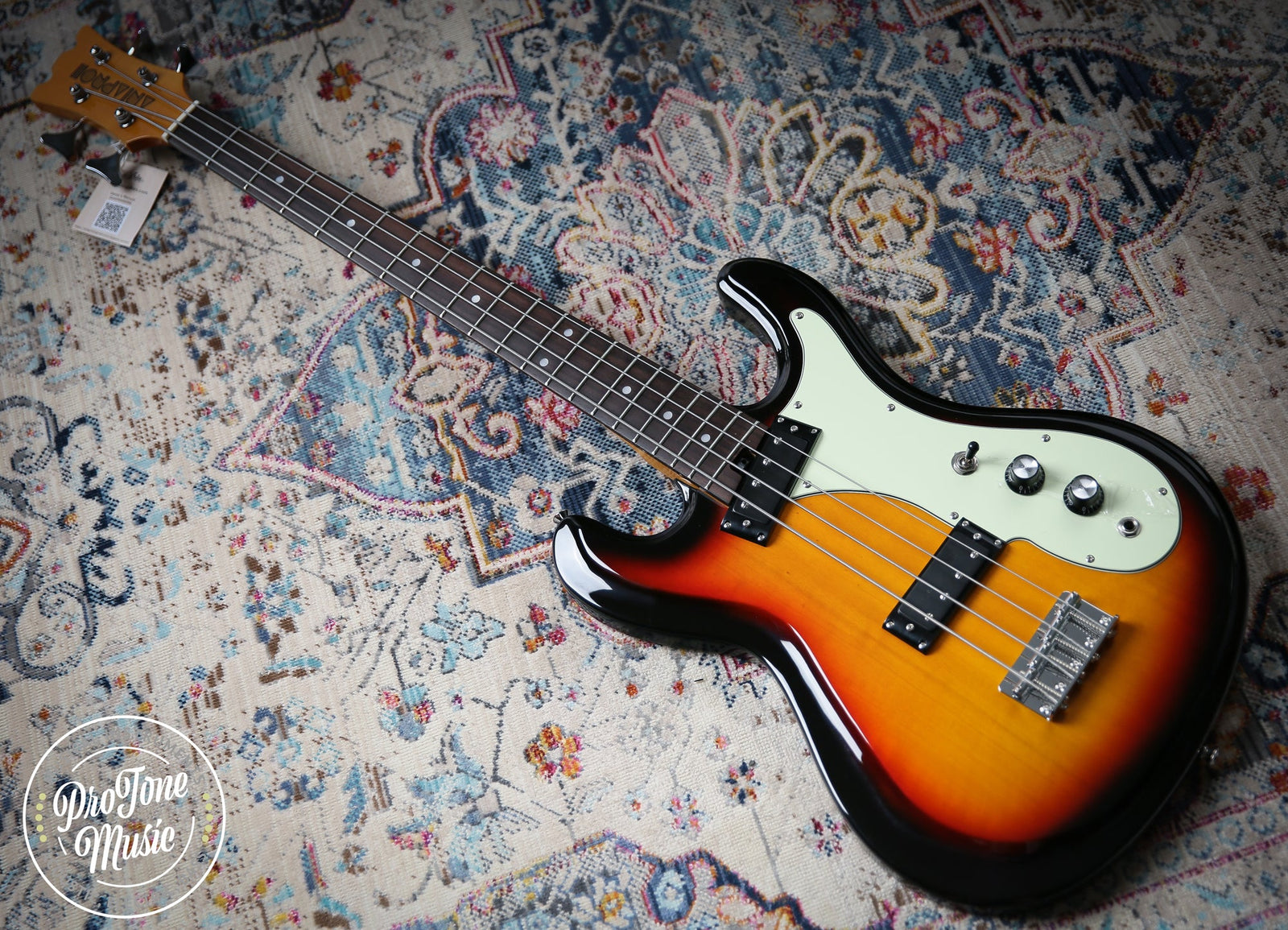 Aria Pro II DMB 206 Retro Bass 3 Tone Sunburst - ProTone Music Limited