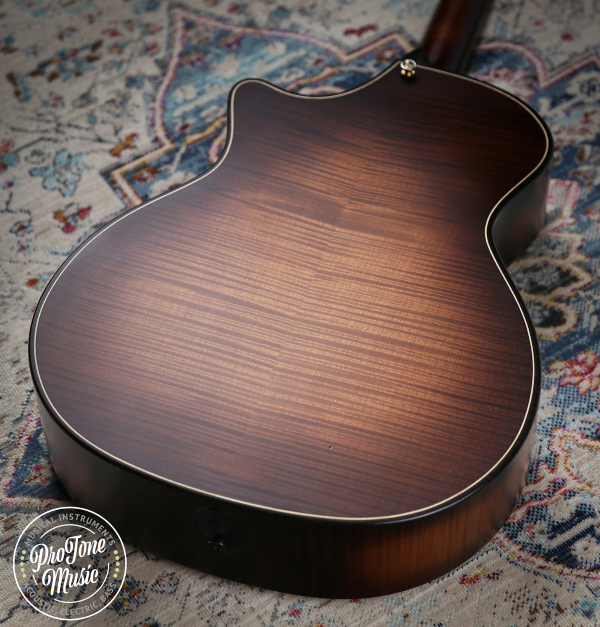 Taylor USA 614-CE Builders Edition Wild Honey Burst