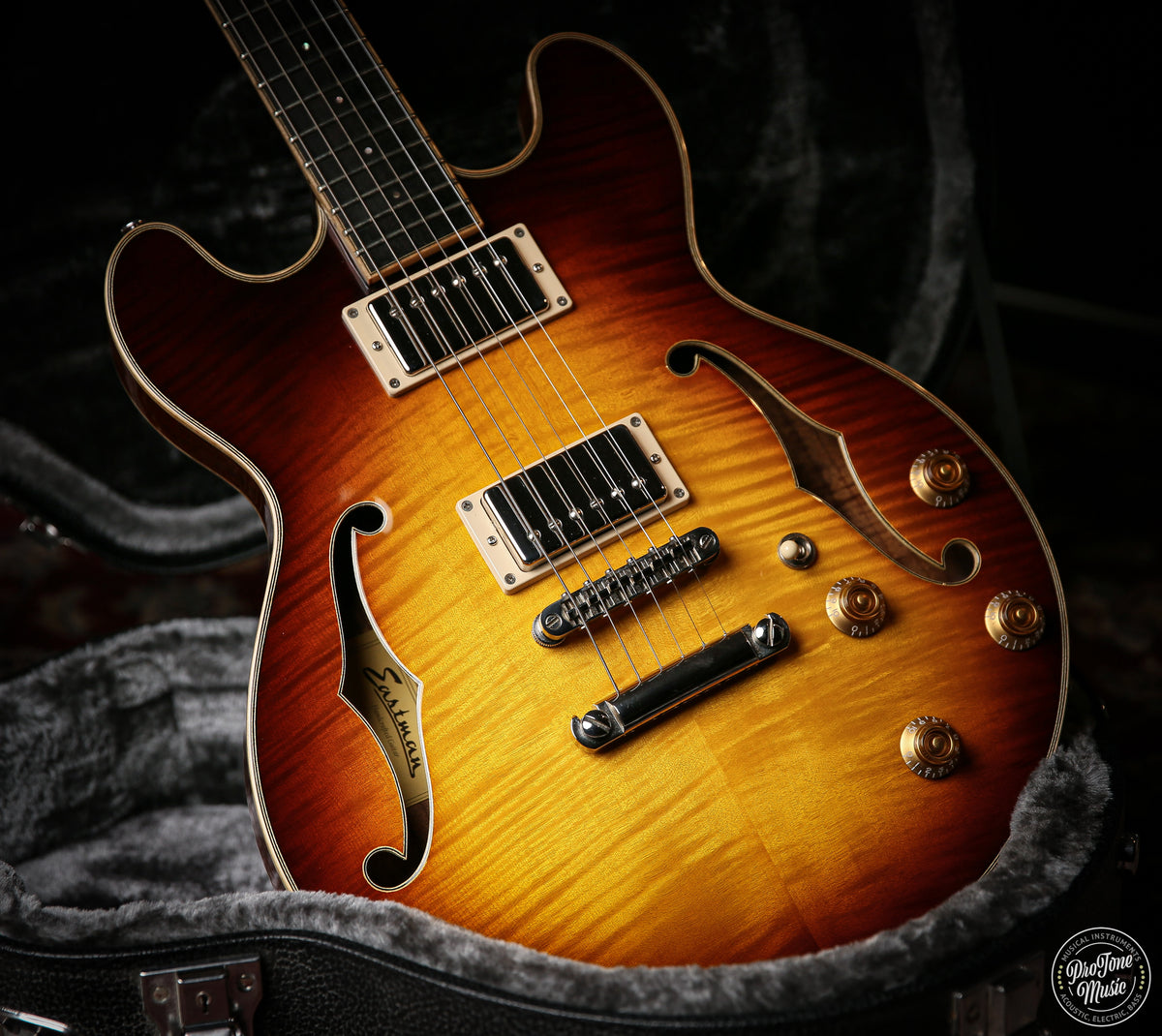 Eastman T184MX GB Semi Hollow Gold Burst