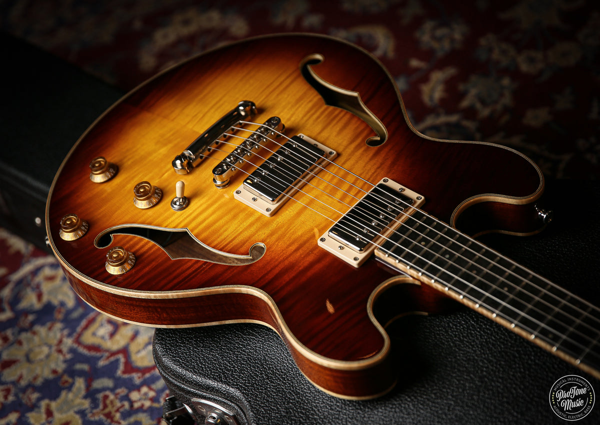 Eastman T184MX GB Semi Hollow Gold Burst