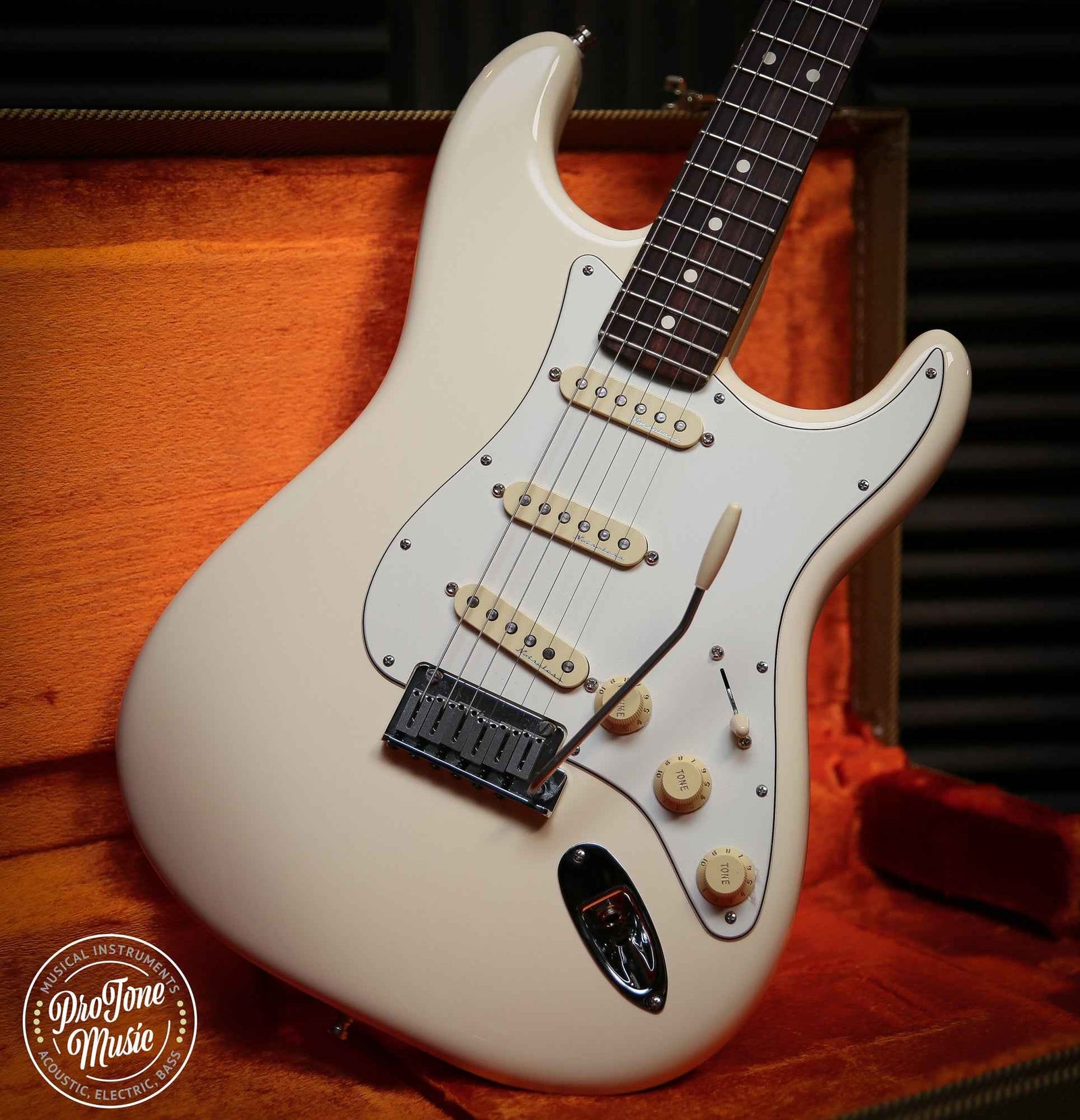 2023 Fender USA Jeff Beck Signature Stratocaster Olympic White