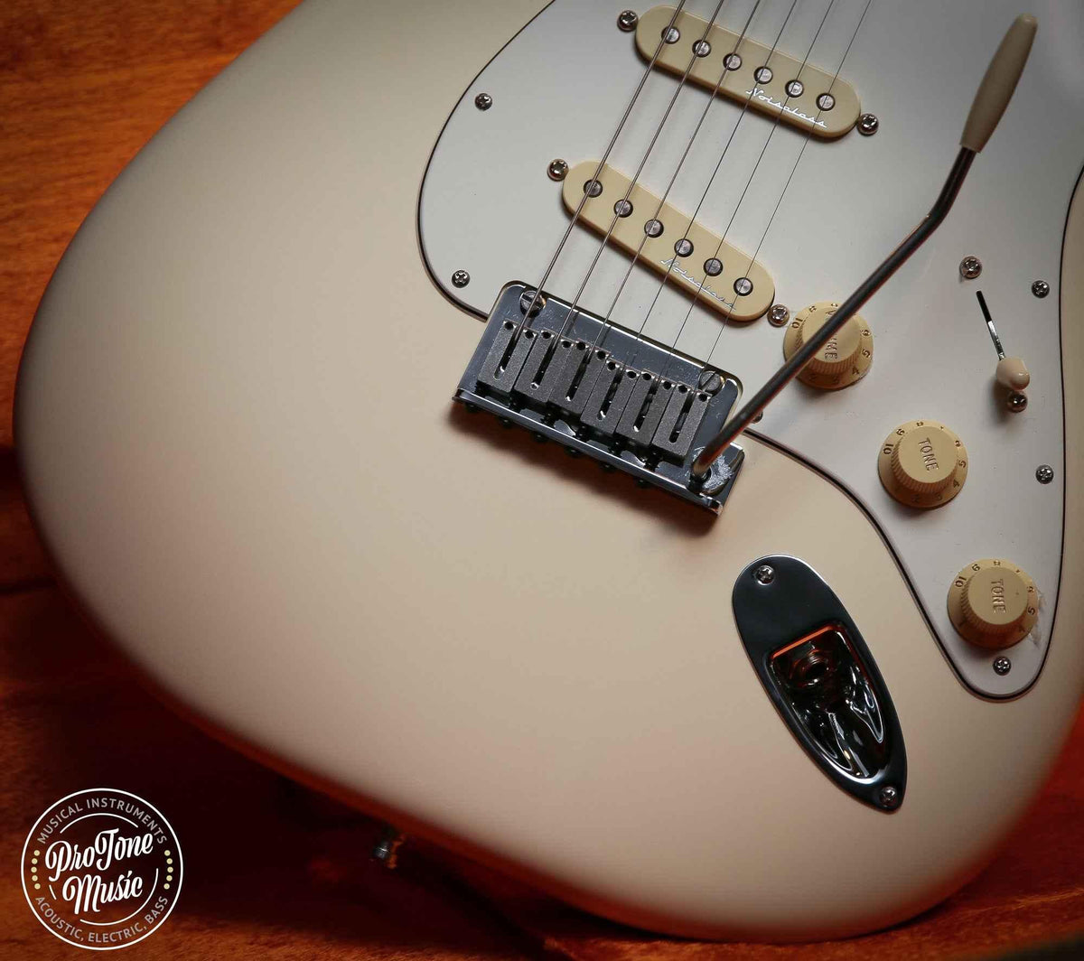 2023 Fender USA Jeff Beck Signature Stratocaster Olympic White