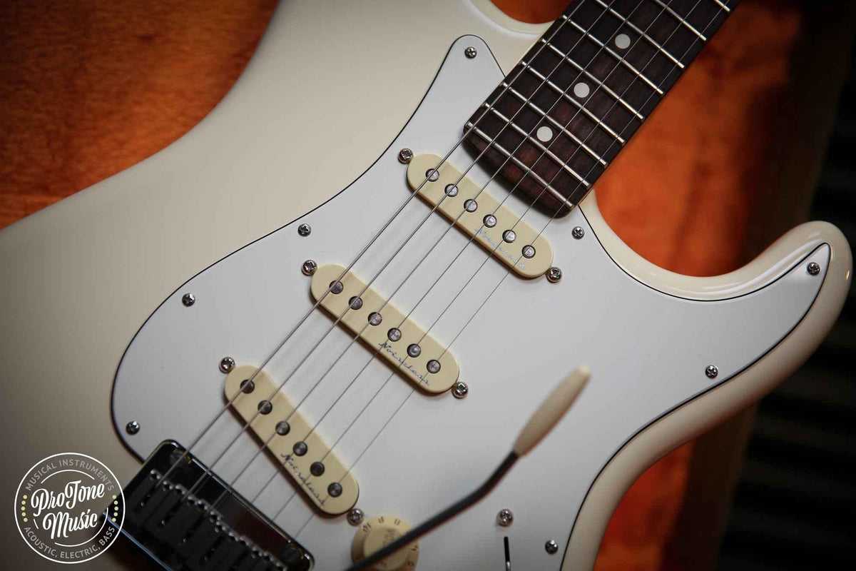 2023 Fender USA Jeff Beck Signature Stratocaster Olympic White