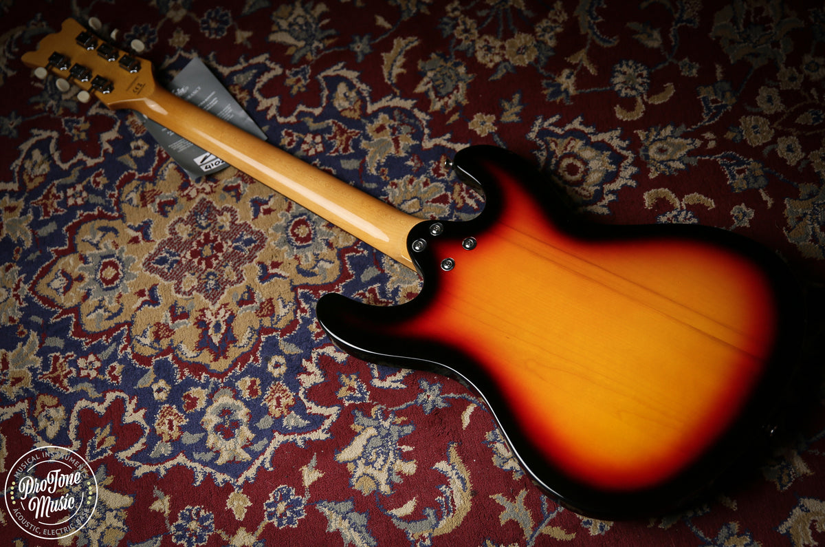 Aria Pro II DM-206 Retro Classics 3 Tone Sunburst