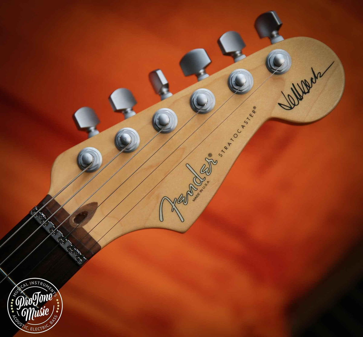 2023 Fender USA Jeff Beck Signature Stratocaster Olympic White