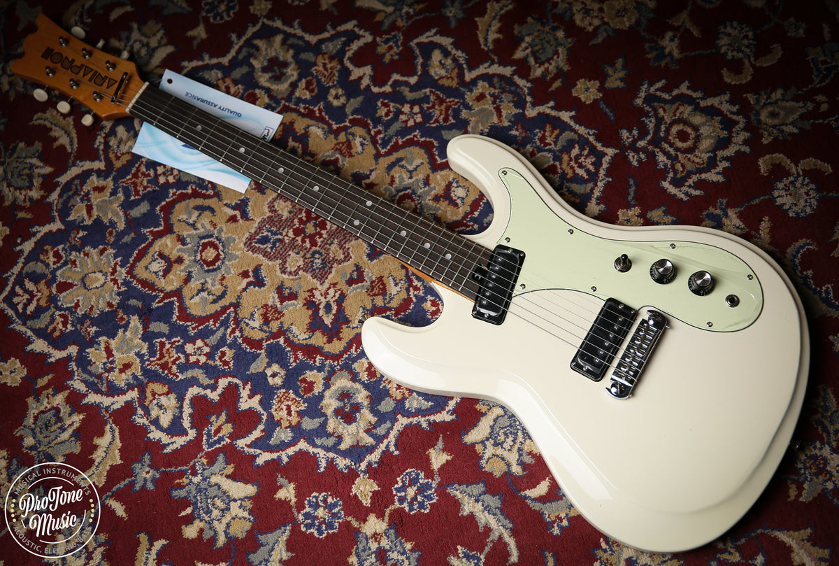 Aria Pro II DM-206 Retro Classics Vintage White