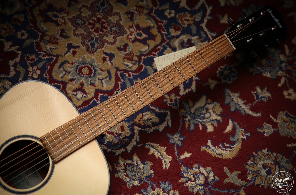 Breedlove Concert S Sitka Spruce Acoustic Guitar - ProTone Music Limited