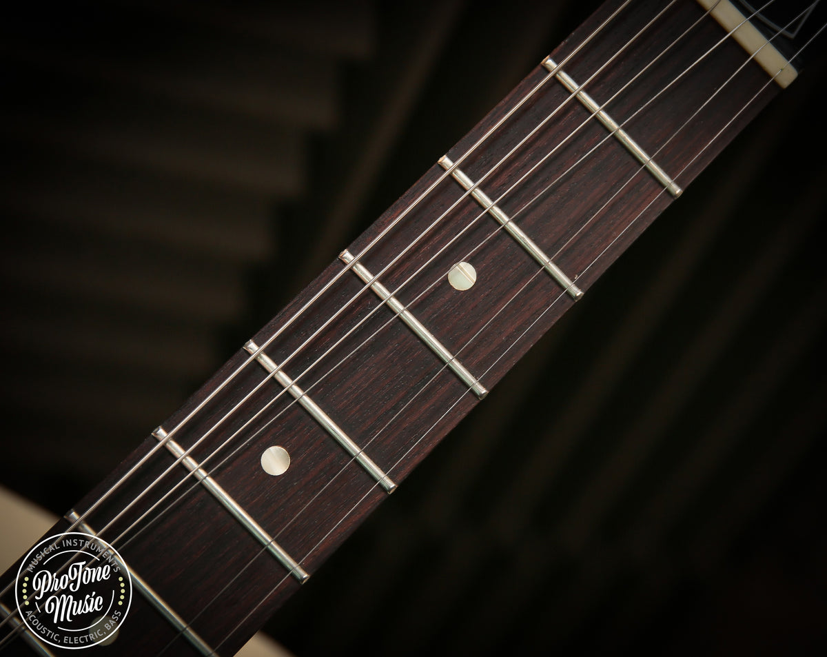 Ivison guitars Korina Dakota Heavy Aged 2 Tone Burst