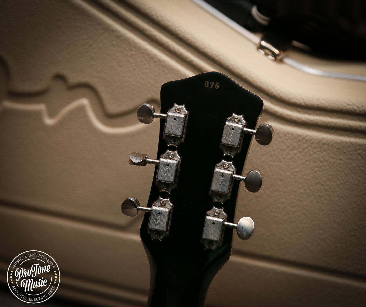 Ivison guitars Korina Dakota Heavy Aged 2 Tone Burst