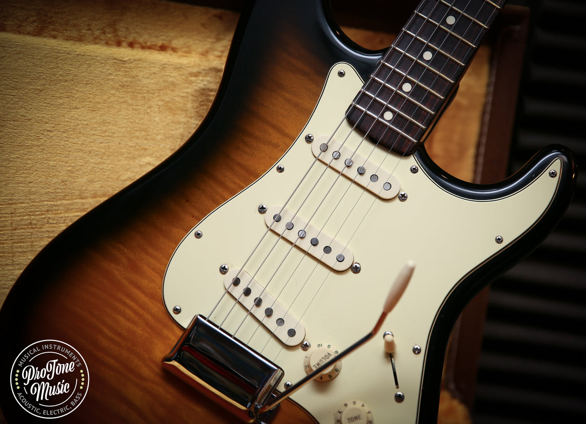 Fender FSR Deluxe American Vintage Player 62' Reissue Stratocaster Two Tone Sunburst