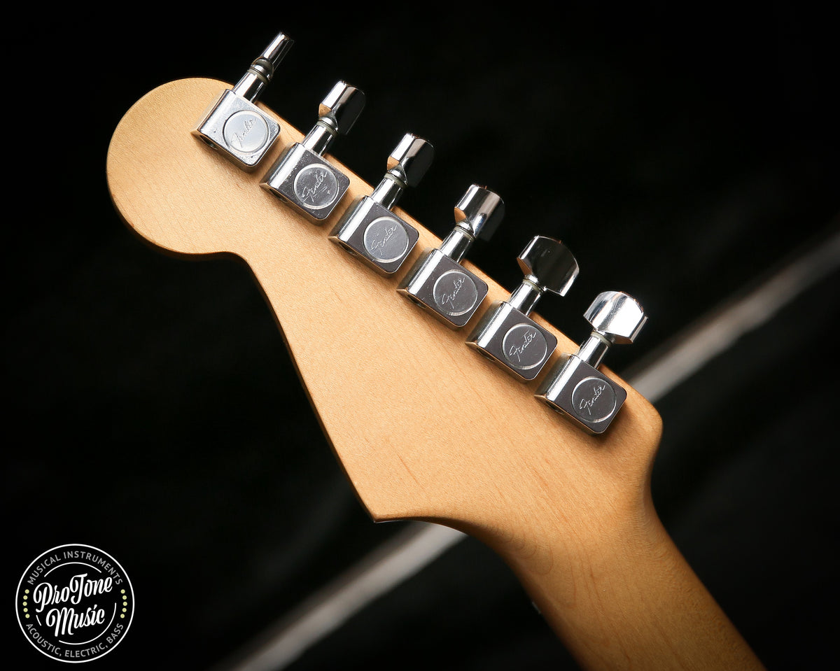 1988 Fender American Stratocaster White