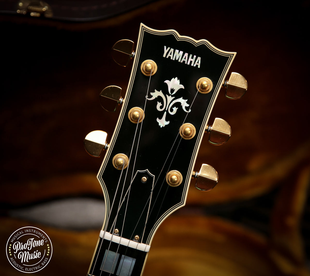 Yamaha SA-2200 Japanese Semi Hollow Body Brown Sunburst