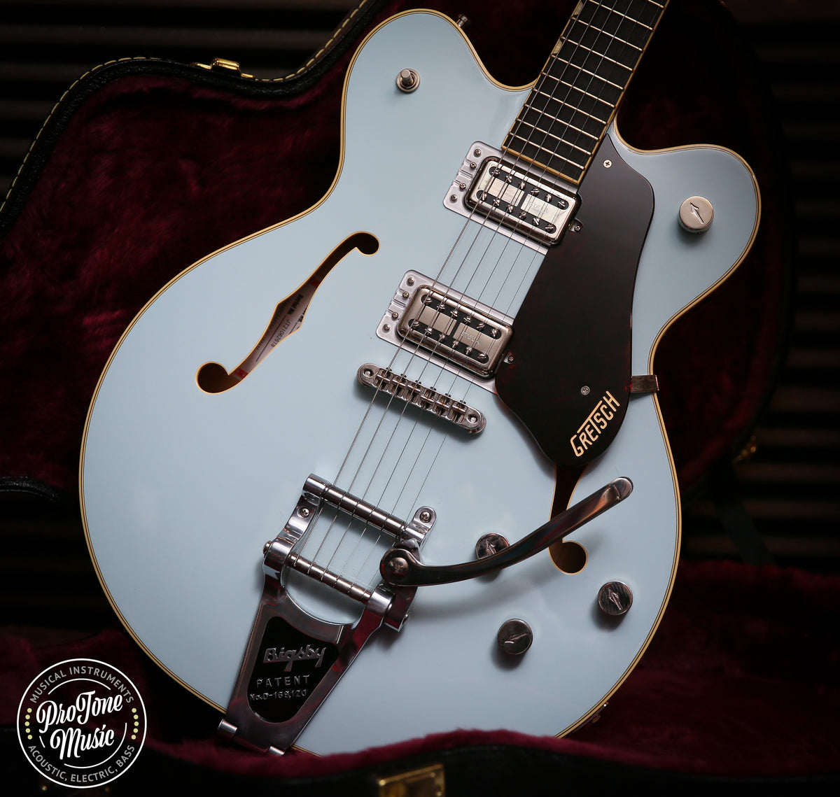 Gretsch Limited Edition G6609TDC-BT Broadkaster Two Tone Sonic Blue