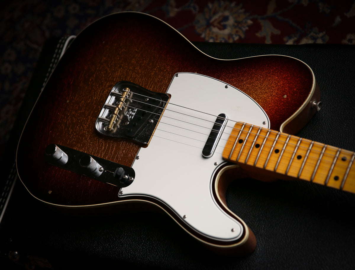 2007 Fender USA Custom Shop 56&#39; Relic Stratocaster Two Tone Sunburst - ProTone Music