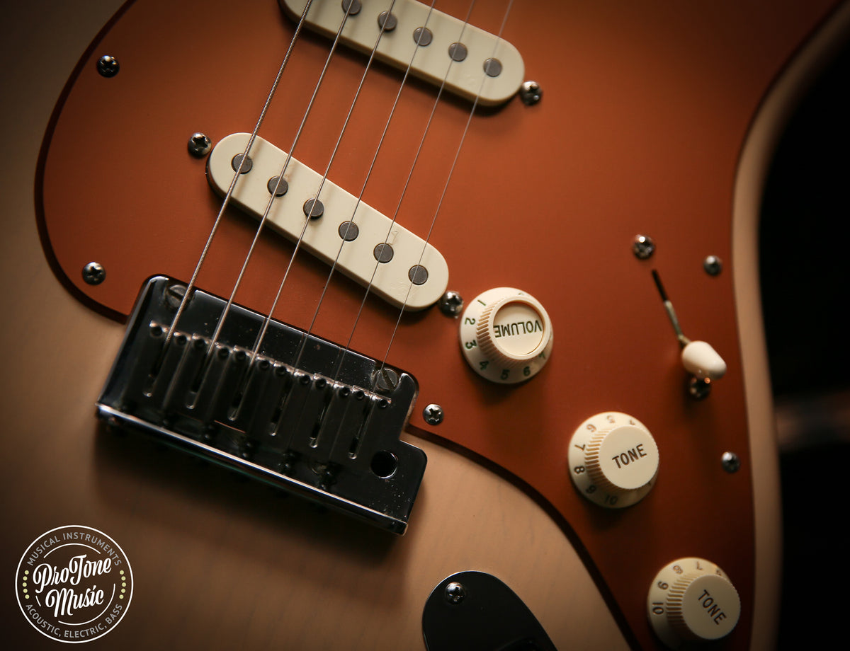2009 Fender American Deluxe Stratocaster S1 Honey Blonde
