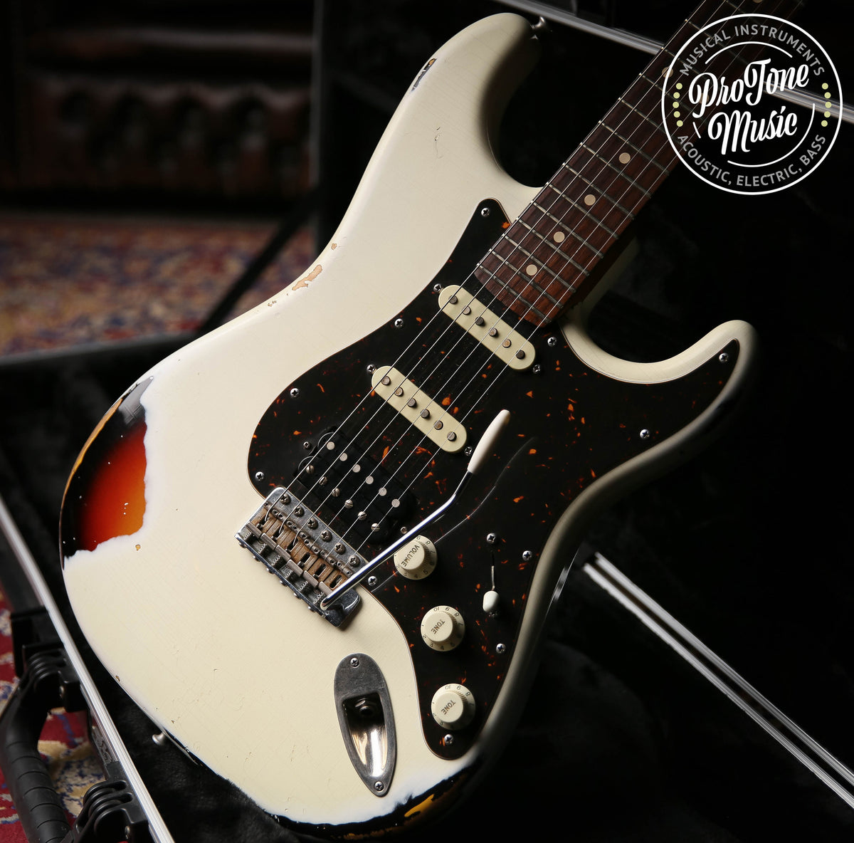 Xotic California Classic XSC-2 HSS Heavy Relic White Over Sunburst - ProTone Music