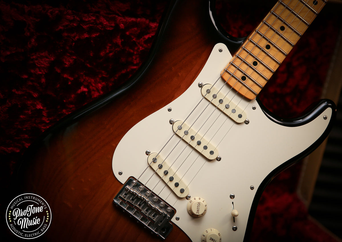 Fender USA Eric Johnson 1954 Virginia Stratocaster Two Tone Sunburst