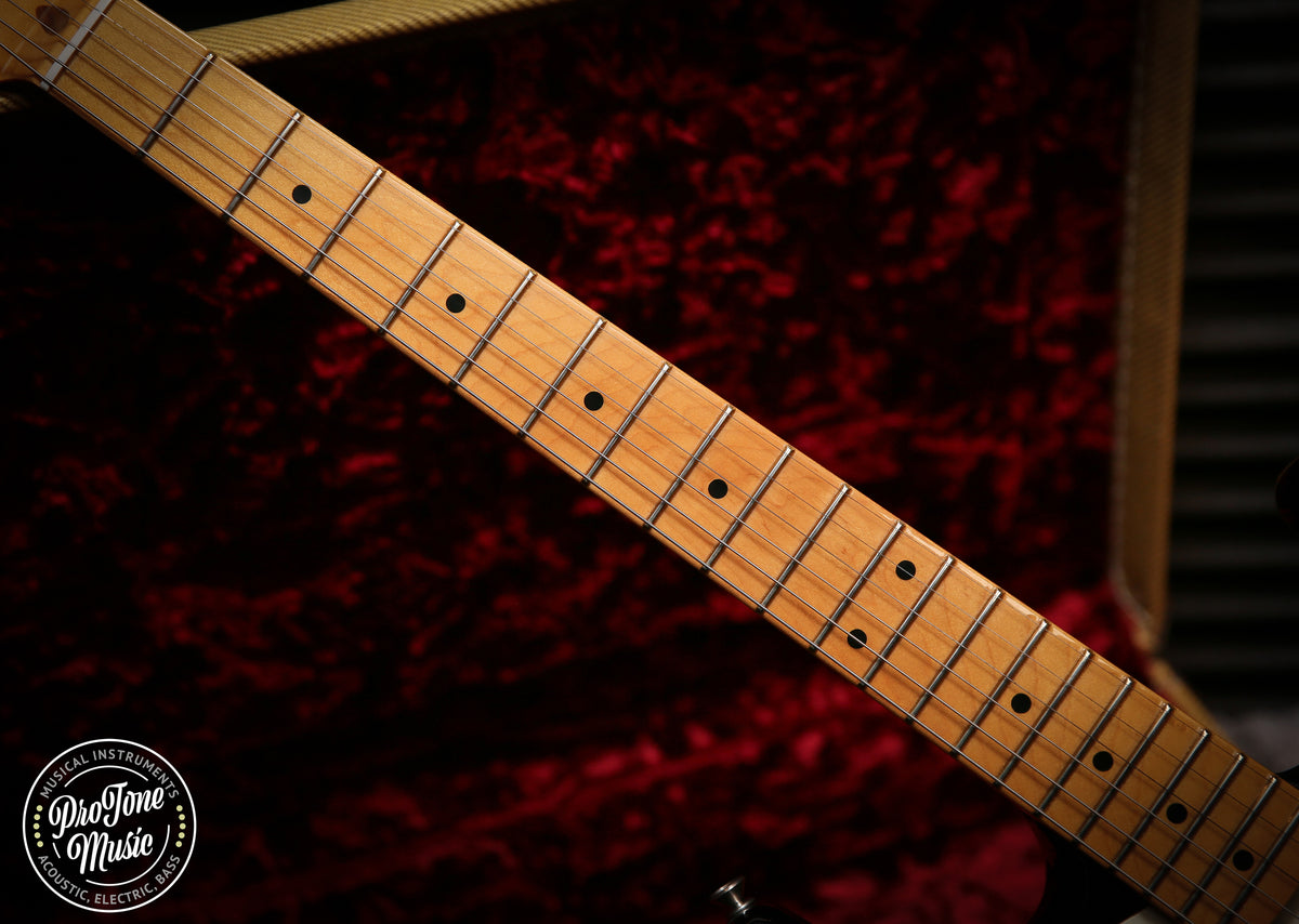 Fender USA Eric Johnson 1954 Virginia Stratocaster Two Tone Sunburst