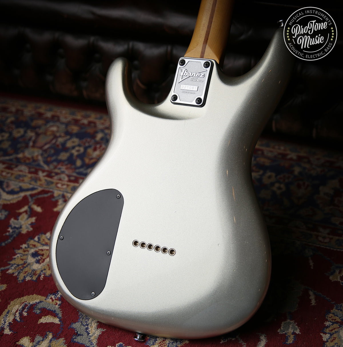 Ibanez JS1600 Joe Satriani Signature Model Premium Silver