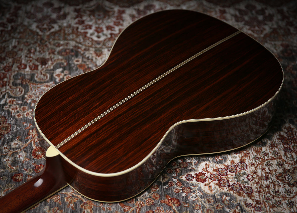 Santa Cruz Model 000 Slot Head Acoustic Guitar