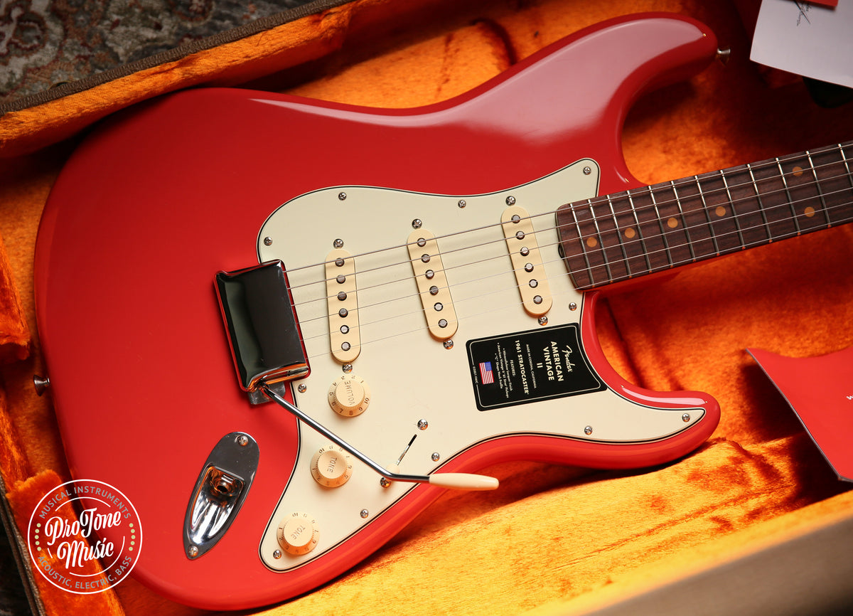 Fender American Vintage II 1961 Stratocaster Fiesta Red