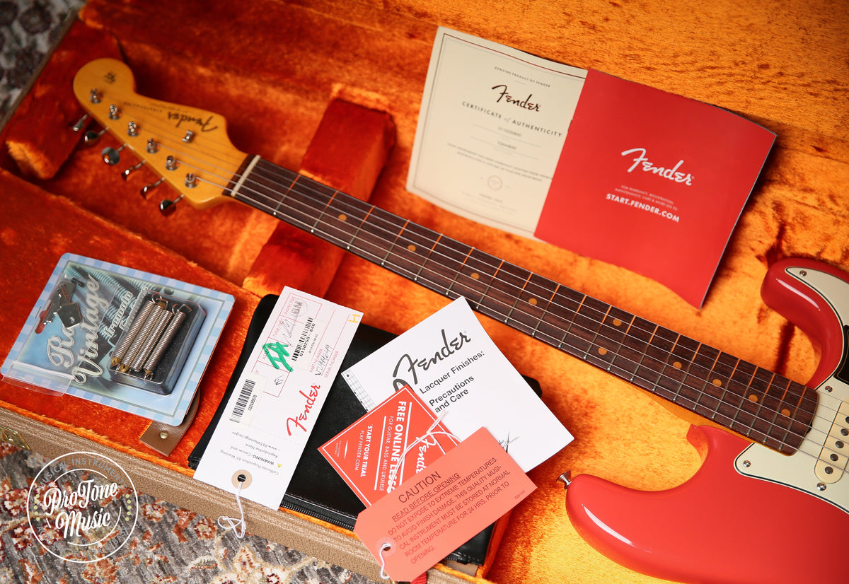 Fender American Vintage II 1961 Stratocaster Fiesta Red
