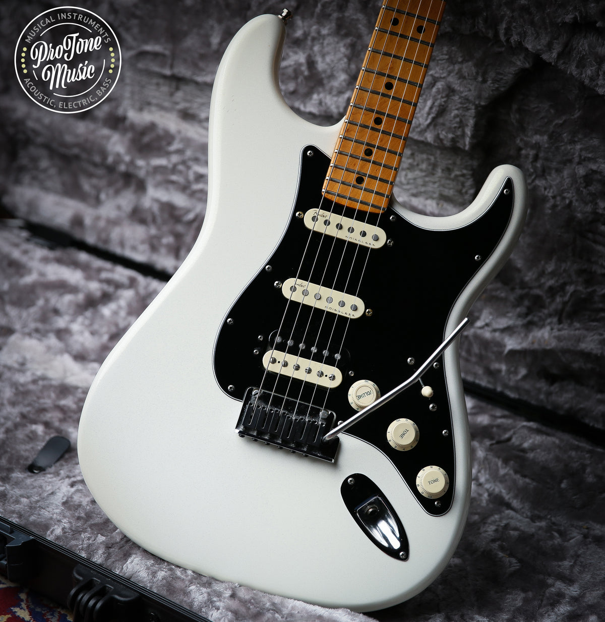 2019 Fender American Ultra HSS Stratocaster Arctic Pearl - ProTone Music