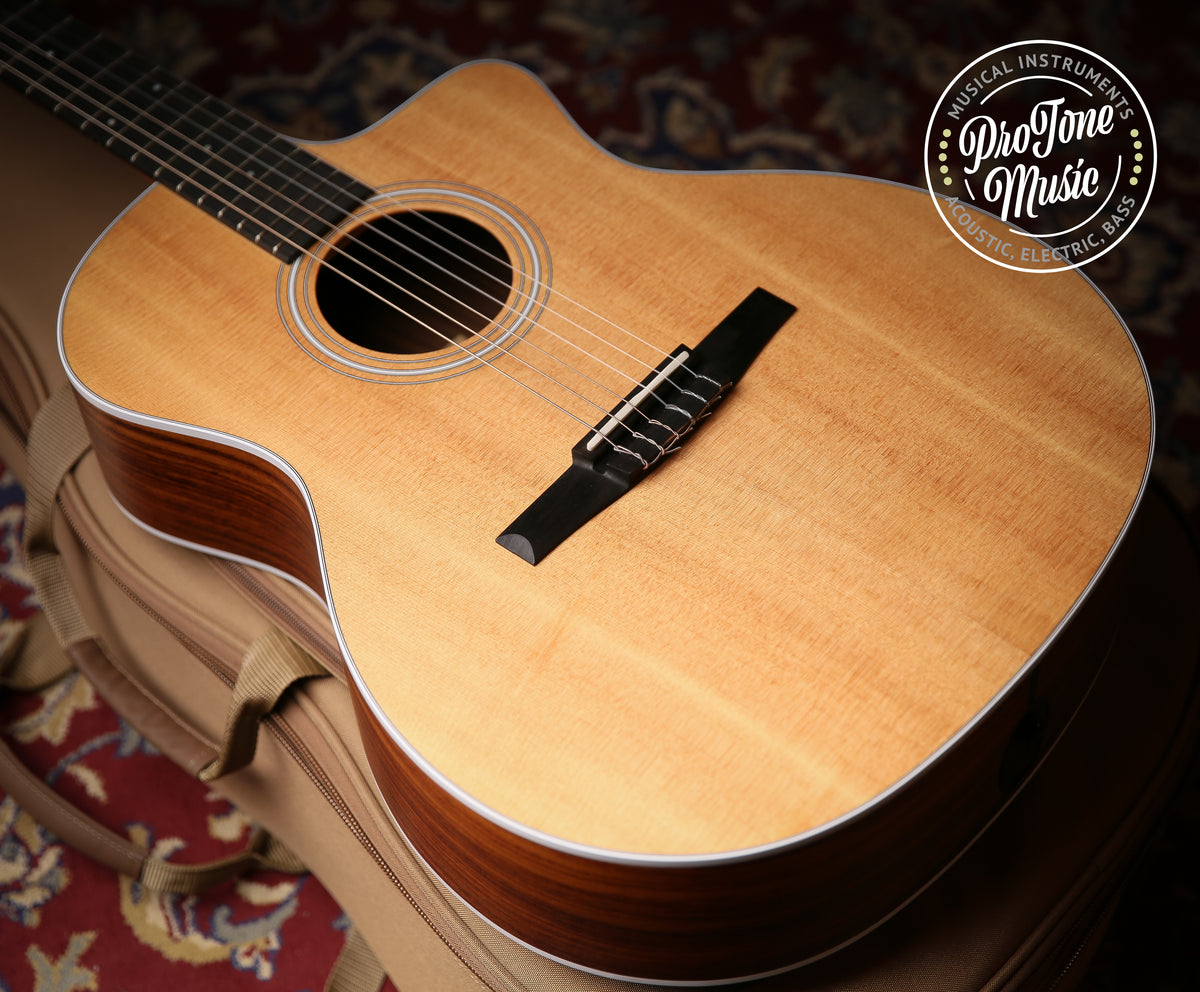 Taylor 214CE-N Natural Satin &amp; Taylor Gig Bag
