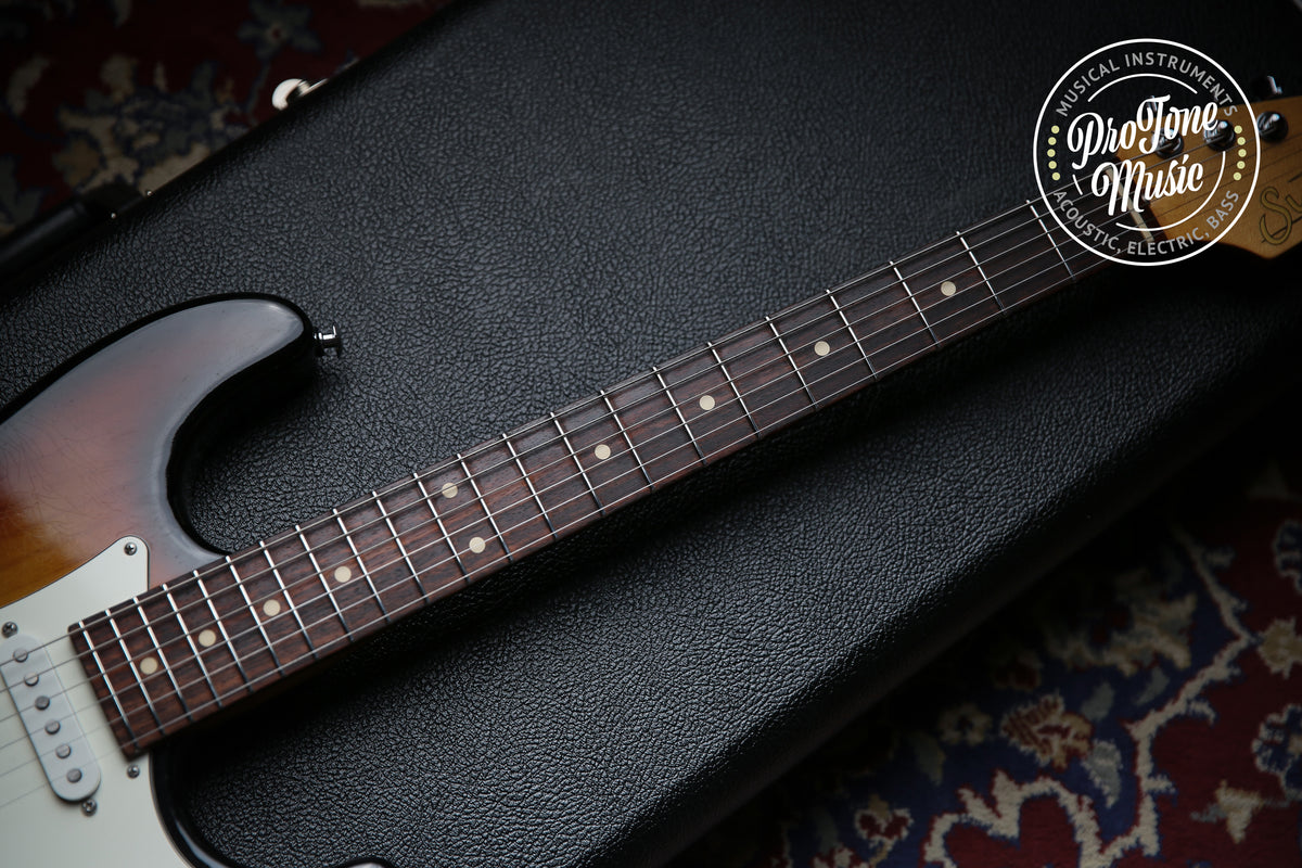 Suhr Classic S Antique 3 Tone Sunburst