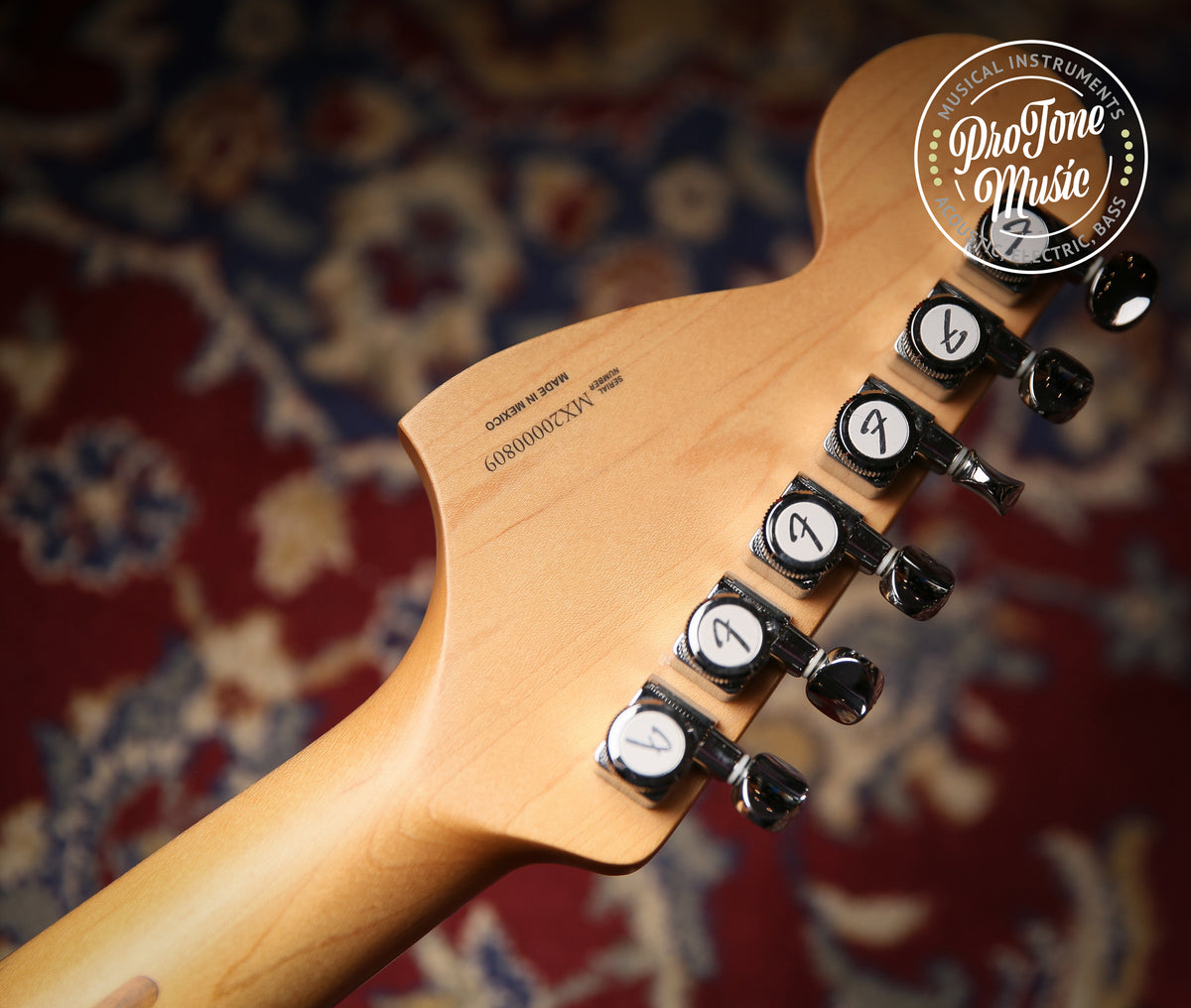 2020 Fender Deluxe Roadhouse Stratocaster Mystic Ice Blue