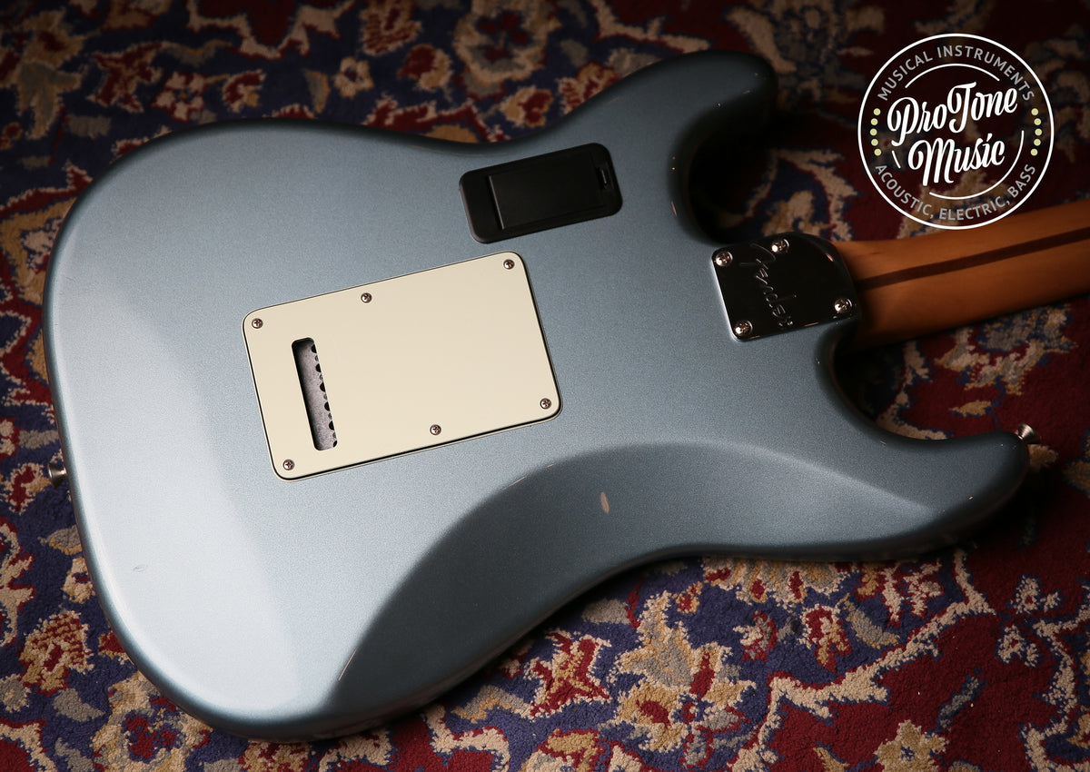 2020 Fender Deluxe Roadhouse Stratocaster Mystic Ice Blue
