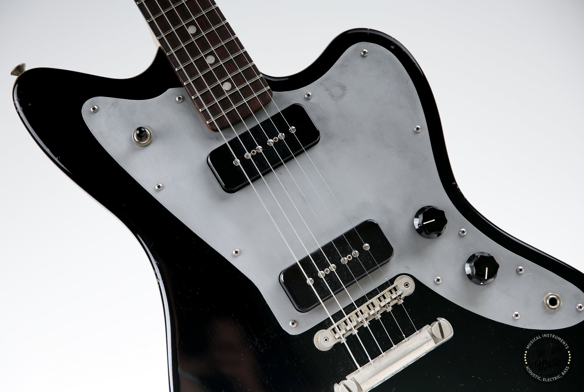 Fano Standard JM6/HB Bull Black Distressed – Chicago Music